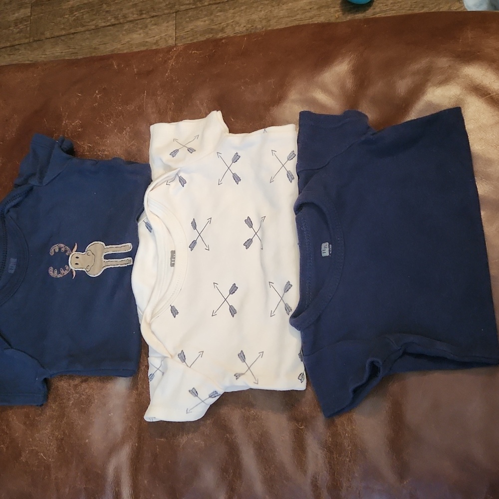 HB brand boys 9-12 m short-sleeved onesies